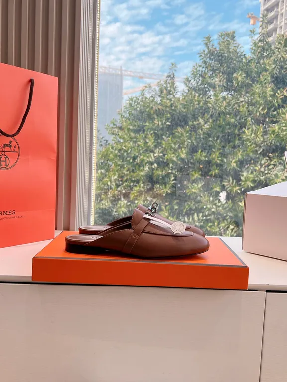 Hermes Shoe 